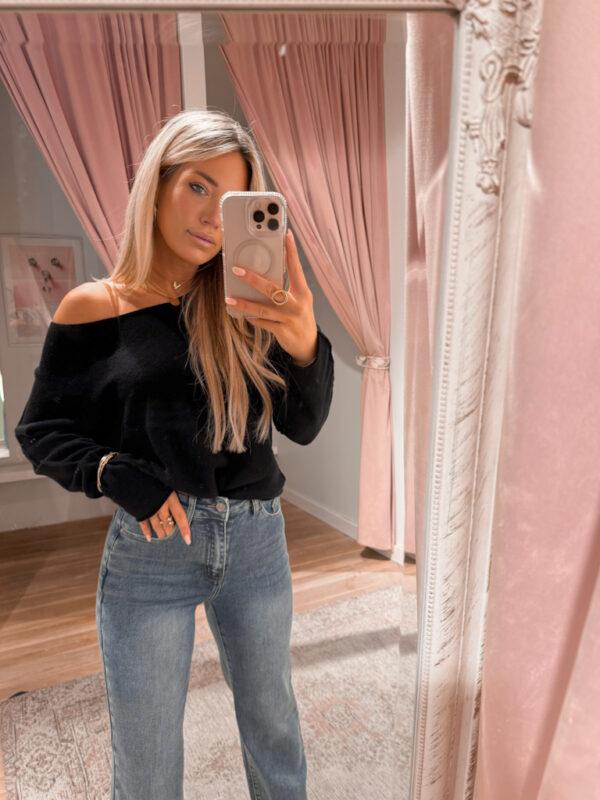 JOLIE SWEATER -BLACK
