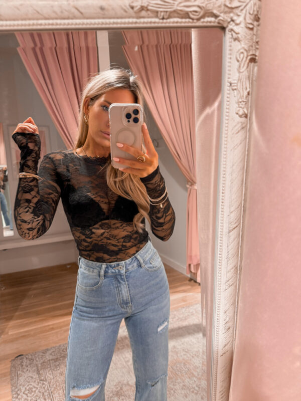 BODY LACE