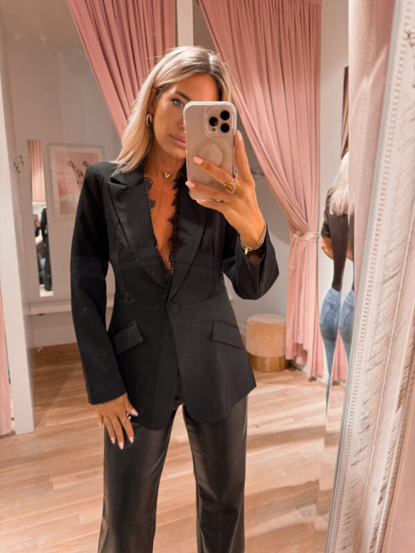 LACE BLAZER