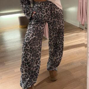 leo jogger